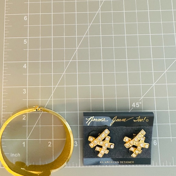 Vintage Modernist Crystal Bracelet & NWT Rhinestone Earrings - Picture 11 of 14
